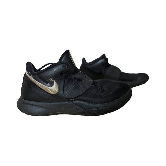 Men’s Nike Kyrie Flytrap black/metallic Size 9 - Picture 1 of 5